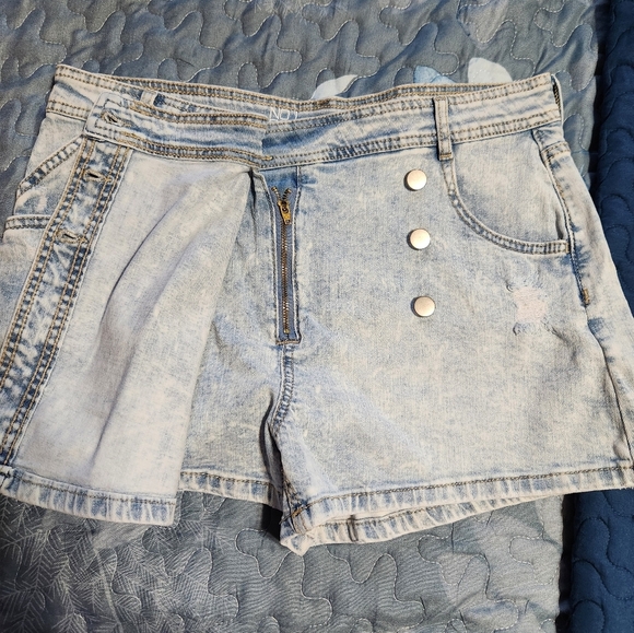 Juniors n/b jean skort - Picture 4 of 9